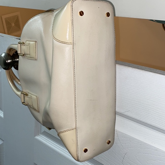 Tory Burch handbag w crossbody strap - Picture 4 of 7